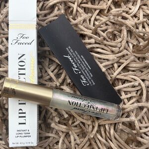 NEW Too Faced Lip Injection Extreme